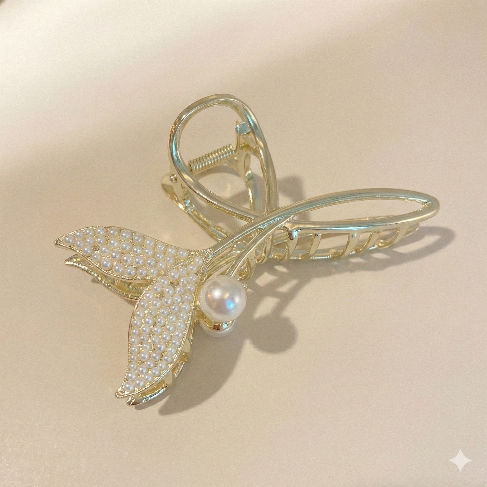 Flutter Pop Butterfly Claw Clip for Women | Trendy Hair Accessories